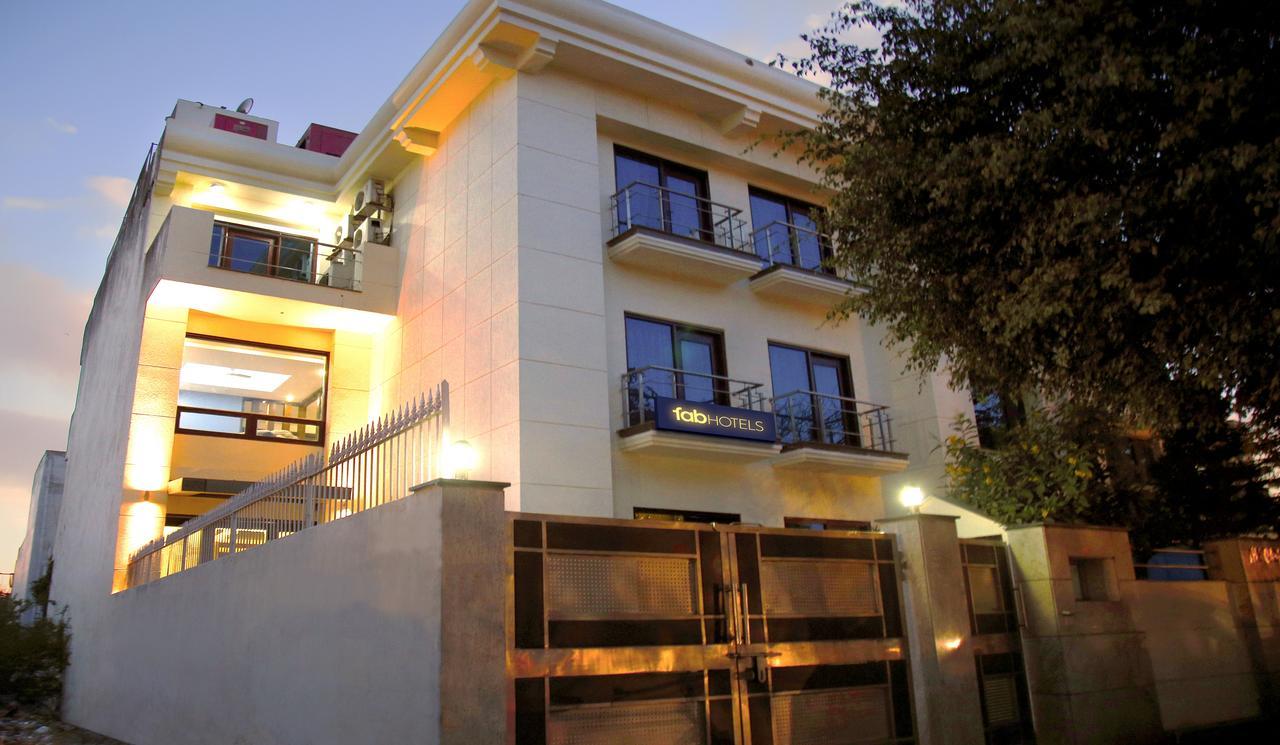 Fabhotel Oasis Dlf Phase 3 Gurgaon Eksteriør bilde