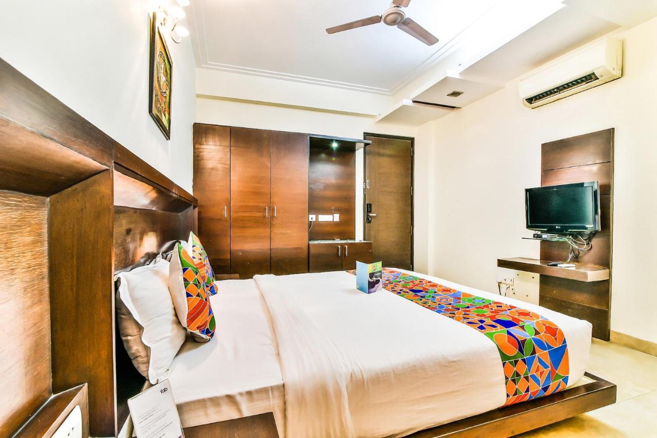 Fabhotel Oasis Dlf Phase 3 Gurgaon Eksteriør bilde