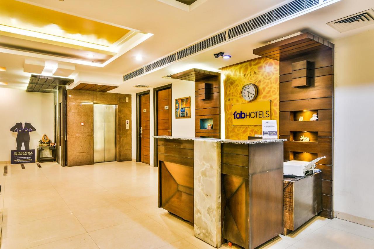 Fabhotel Oasis Dlf Phase 3 Gurgaon Eksteriør bilde