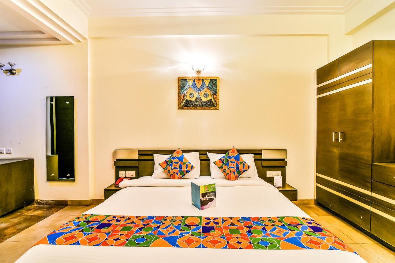 Fabhotel Oasis Dlf Phase 3 Gurgaon Eksteriør bilde